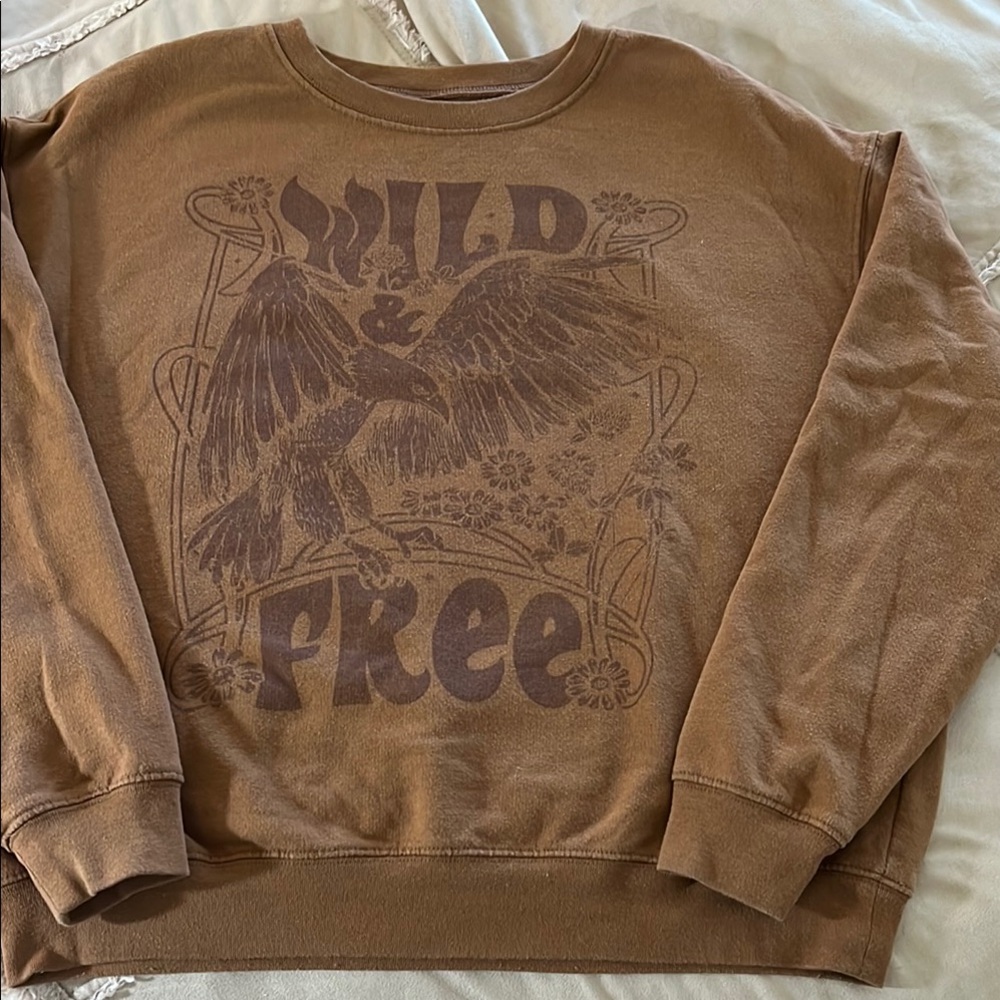 Cold Crush Brown "Wild & Free" Graphic Crewneck Sweatshirt